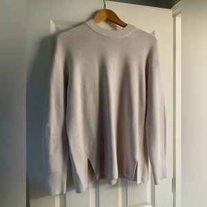 Merino blend ribbed crewnwck sweater